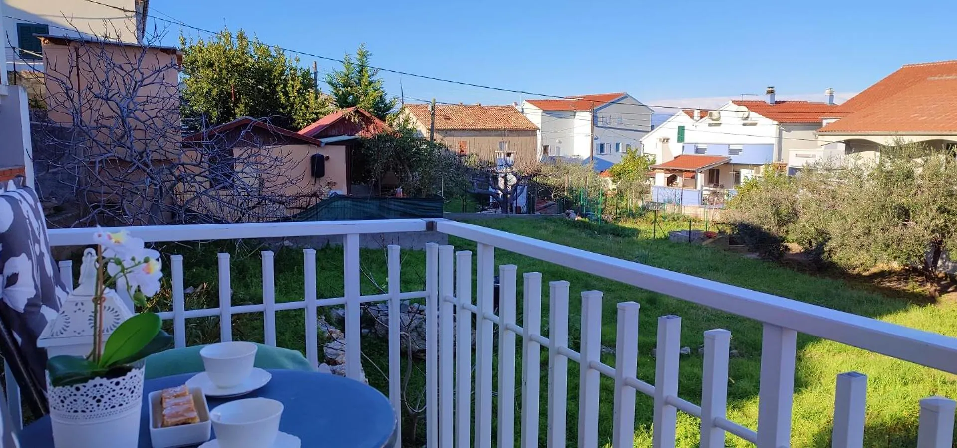 Apartment Beachfront Summer Oasis Preko Croatia